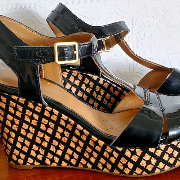 Clarks black patent wedge shoes hotsell